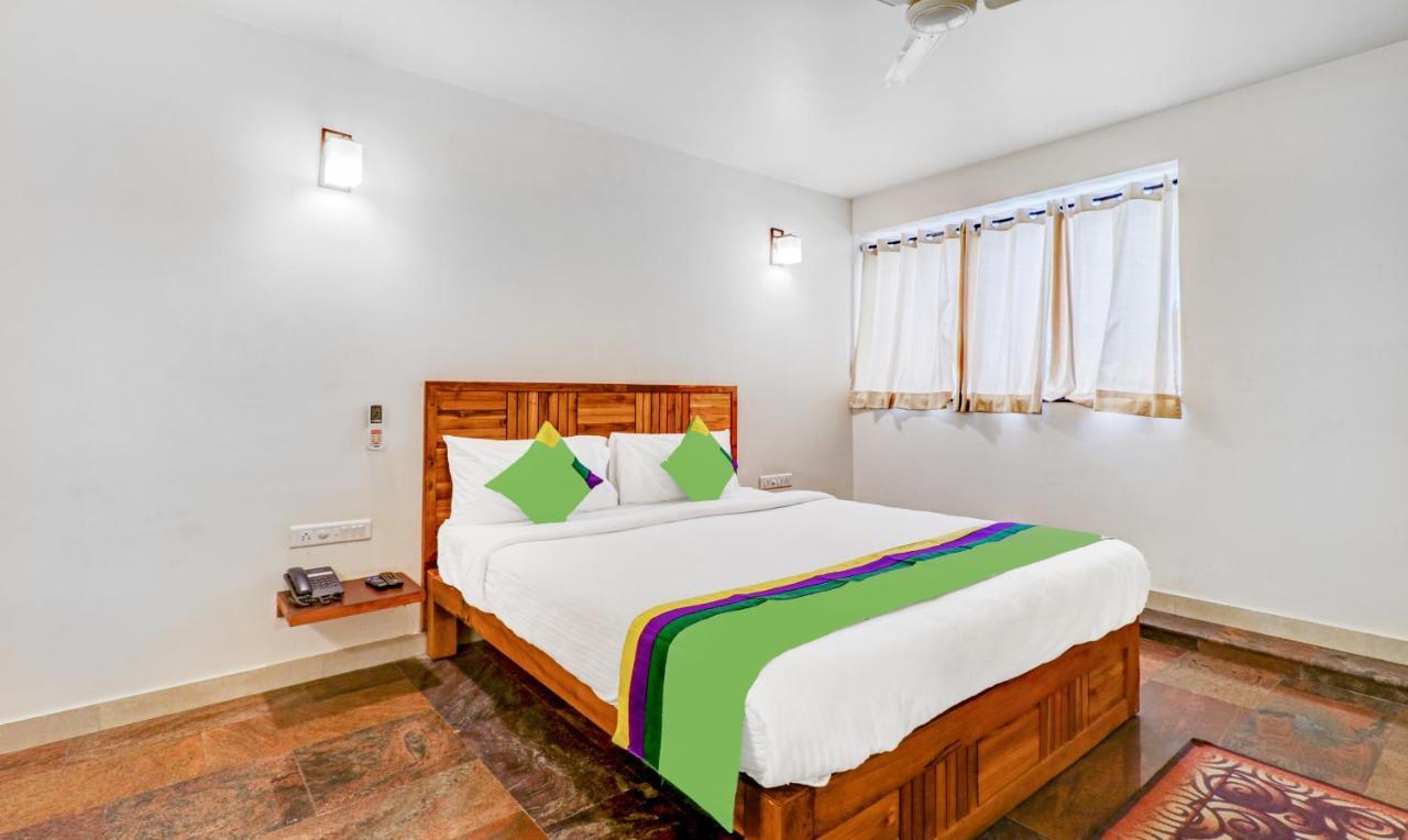 Treebo Benaka Residency Hotel Chikmagalur Luaran gambar