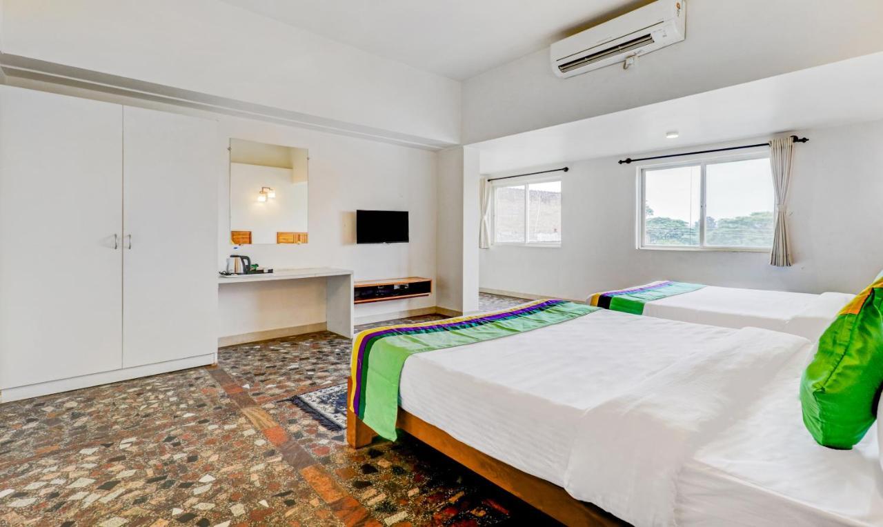 Treebo Benaka Residency Hotel Chikmagalur Luaran gambar